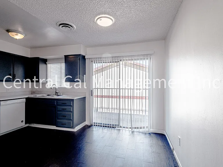 5103 Appleblossom Dr. — Photo 6