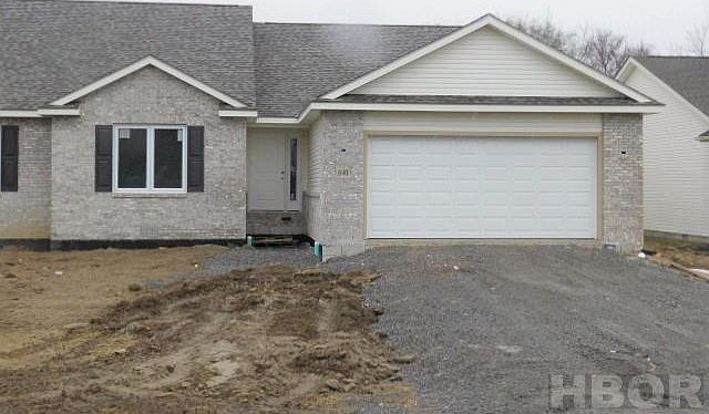 1st image of 640 Villa Dr W