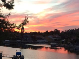 23640 Continental Dr, Canyon Lake, CA 92587