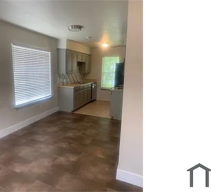 4624 San Jacinto St — Photo 10