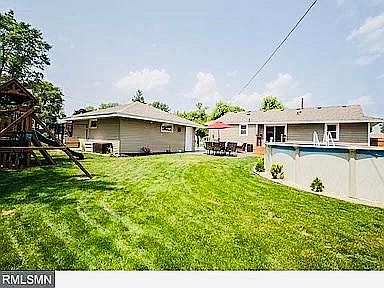 4th image of 264 117th Ln NE