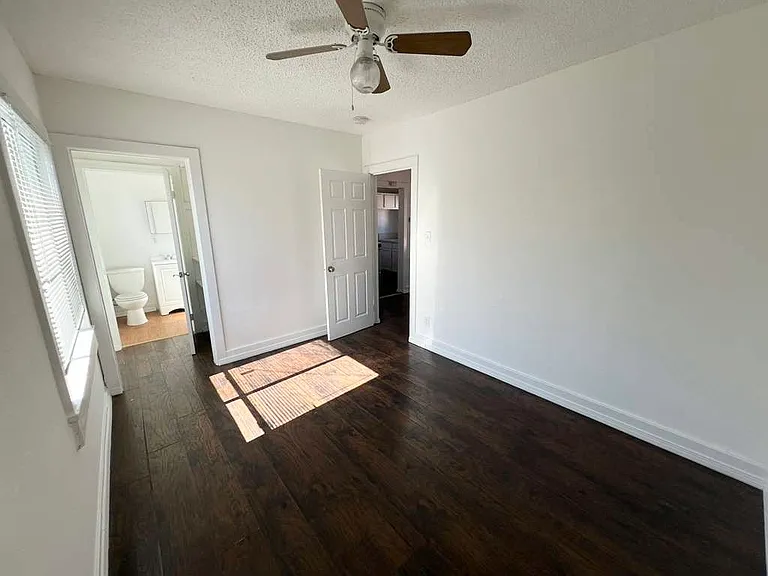 124 E 74th St #126 — Photo 4