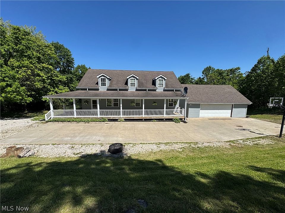 1st image of 445 Calder Ridge Rd
