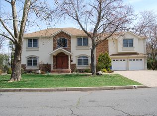 30 Columbia Ave, Colonia, NJ 07067