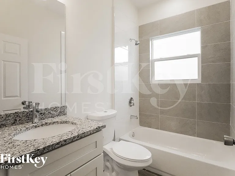 1204 Atlantic Ct — Photo 12