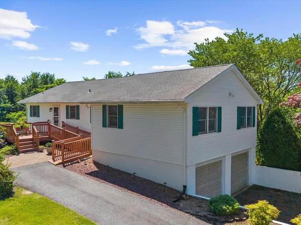 224 Tockwogh Dr, Earleville, MD 21919