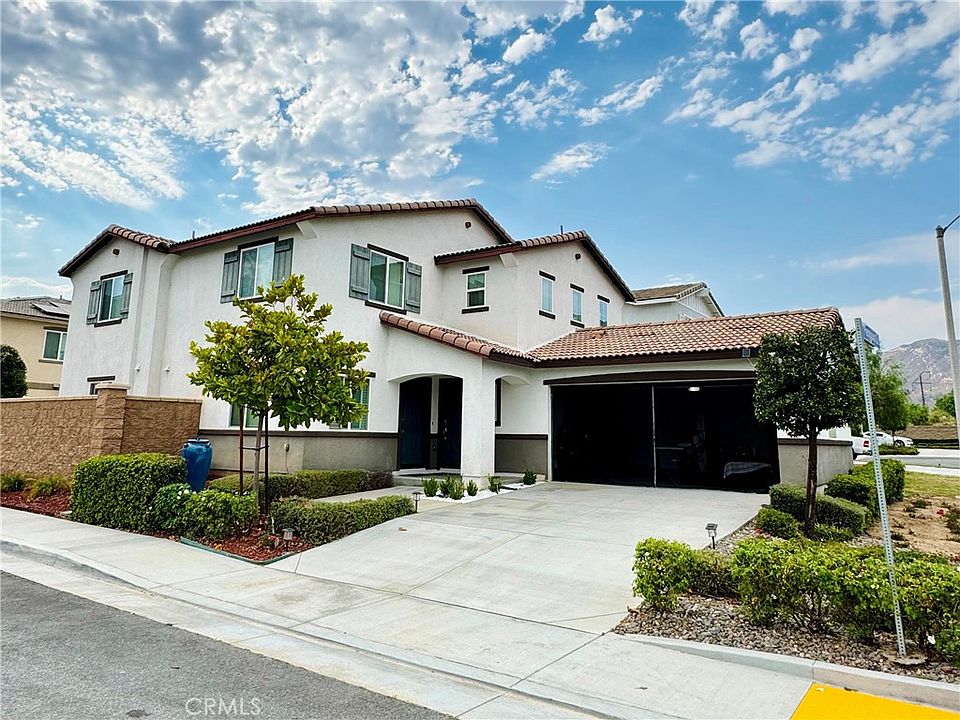 1st image of 10321 Penguin Ct