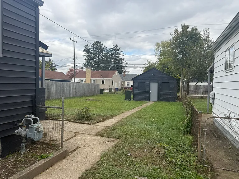 1050 Bulen Ave — Photo 45