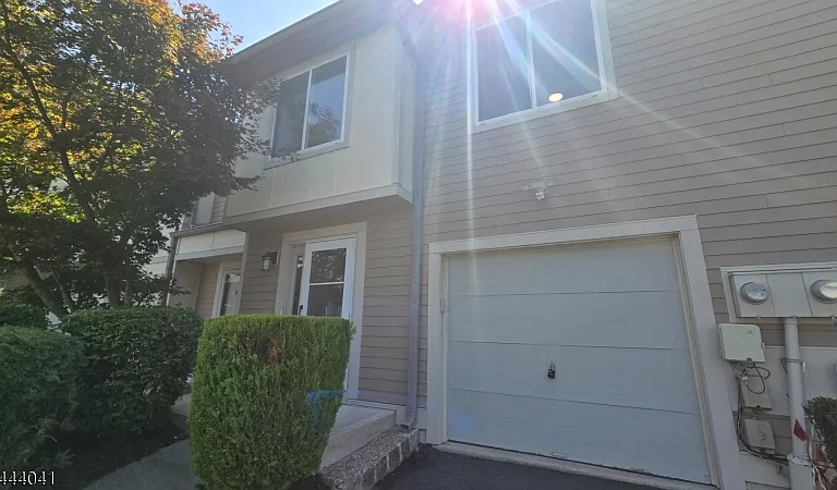 1803 Park Pl — Photo 2
