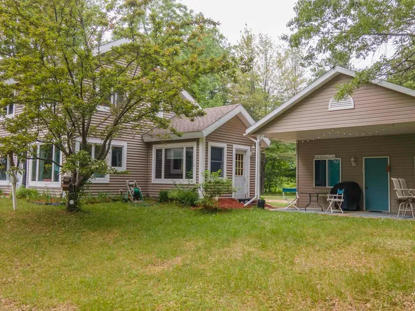 E1829 Hoffman Ln, Iola, WI 54945