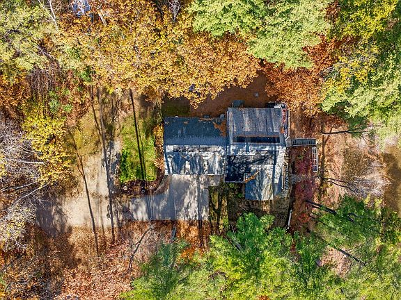 4th image of 30 Crystal Lane