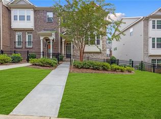 10016 Jack Dr, Roswell, GA 30076