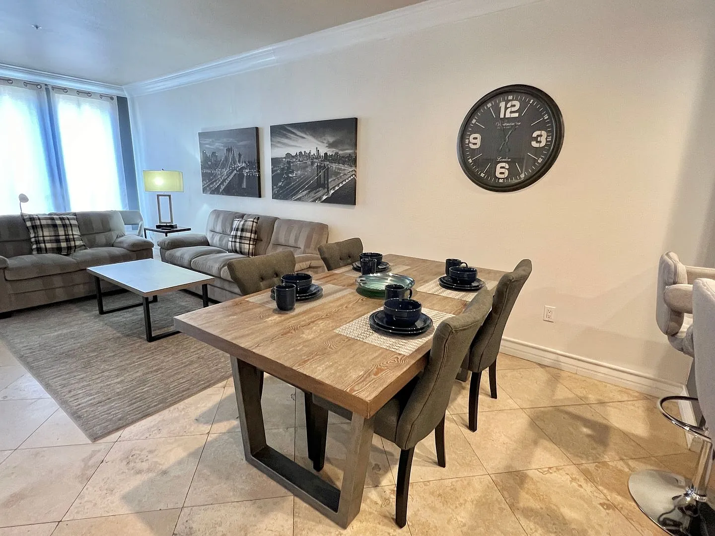 Luxurious 2 Bed/2 Bath Condo: Resort Living Just Minutes from the Las Vegas Strip! — Photo 3