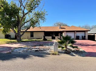 869 Guadalajara Dr, Eagle Pass, TX 78852