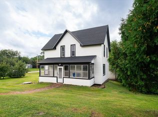 860 Main St, Dakota, MN 55925