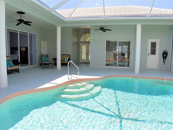 5th image of 445 Fairway Isles Dr