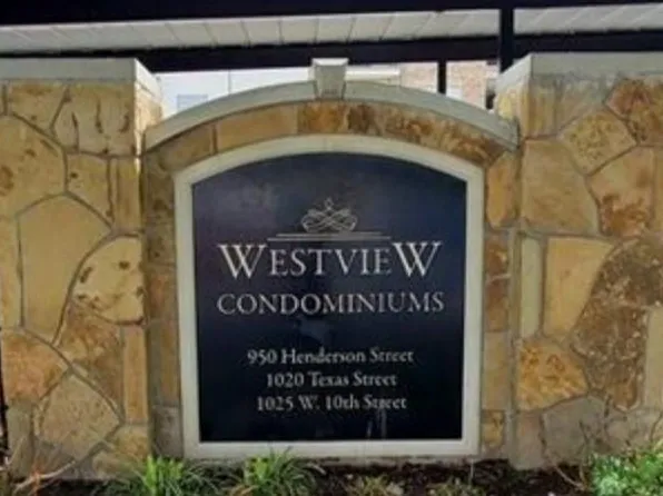 1025 W 10th St #2205, Fort Worth, TX 76102