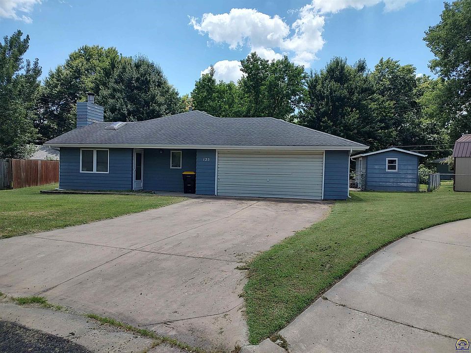1st image of 125 Cypress Dr