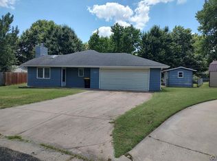 125 Cypress Dr, Emporia, KS 66801