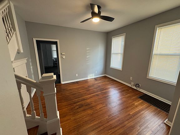 4th image of 474 E Gates St #474