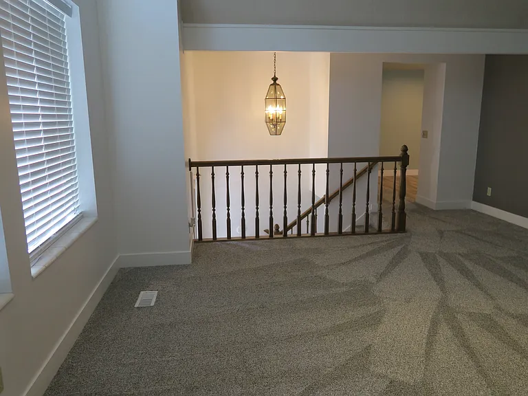 9494 S Pinedale Cir — Photo 3