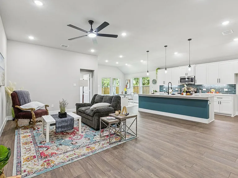 512 Frazier St — Photo 13