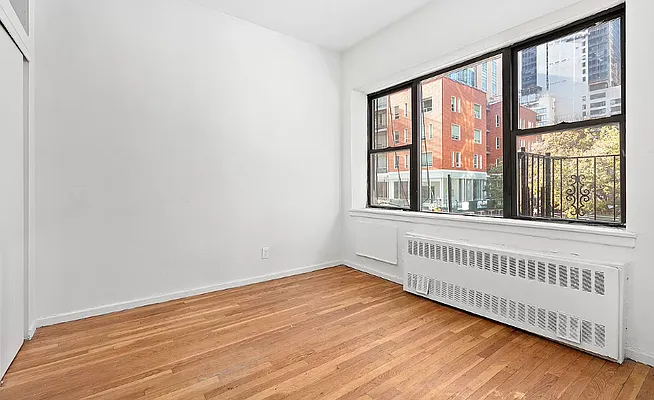 Rented by Compass | media 2