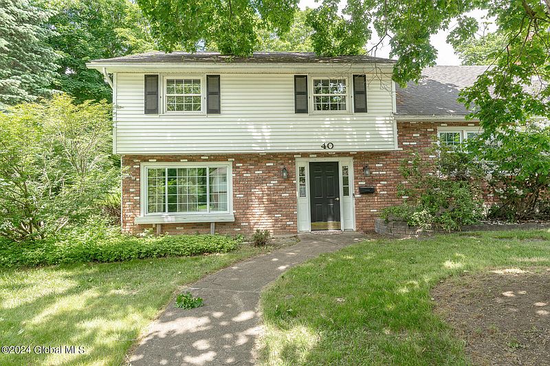 4th image of 40 Cypress Drive