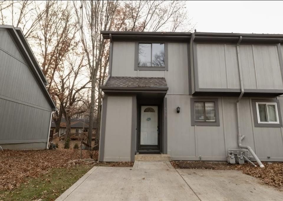 1st image of 6556 Charles St