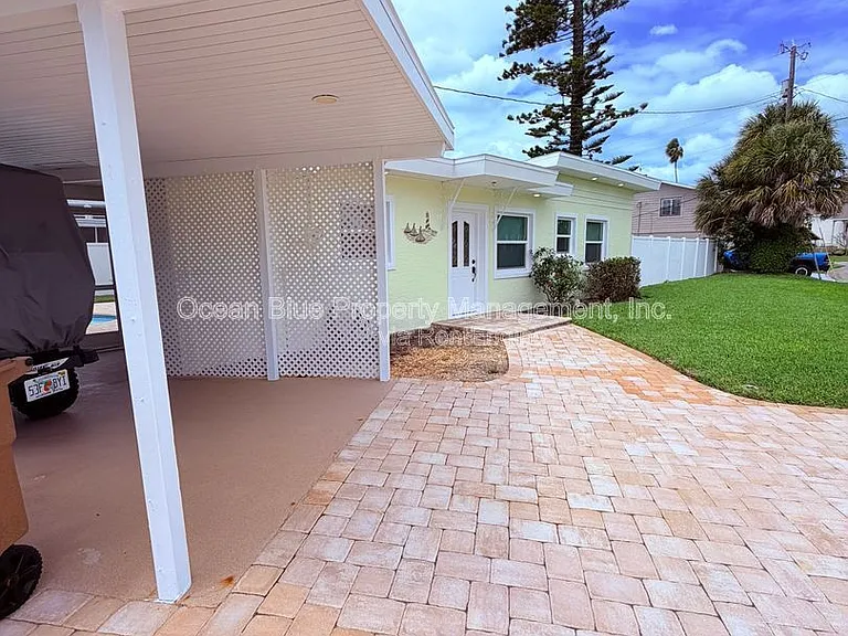 1000 Bay Pine Blvd — Photo 3