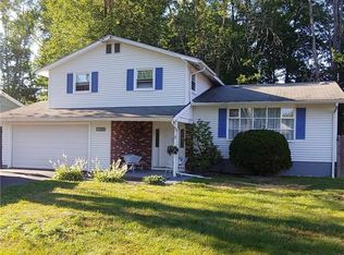 4295 Luna Crse, Liverpool, NY 13090