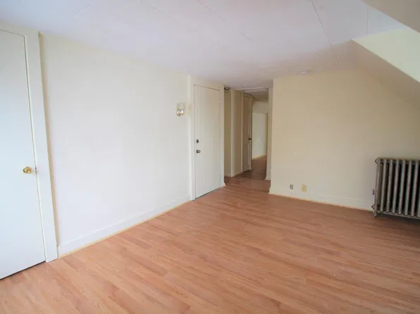 189 Pine St, Bangor, ME