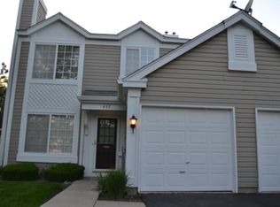 437 Valley Forge Ct, Aurora, IL 60504