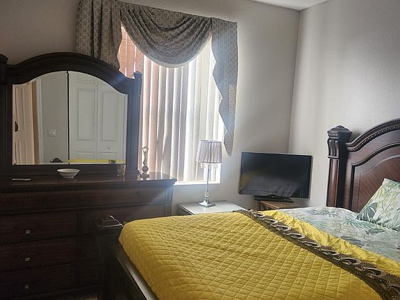 5th image of 271 Gazetta Way