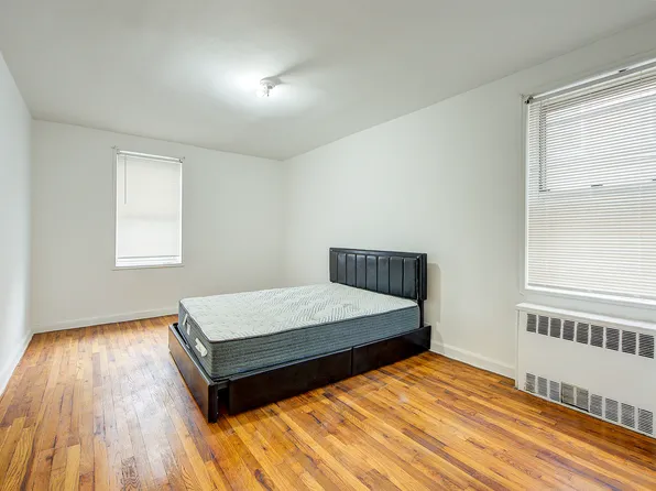 67-12 Yellowstone Boulevard image 20 of 31