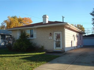 11 Claude Dr, Depew, NY 14043