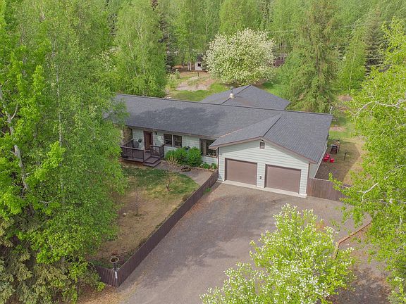2nd image of 2690 Terry Ln