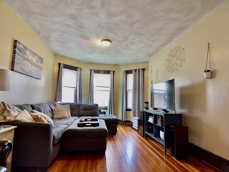 103 Sawyer Ave #2 — Photo 6