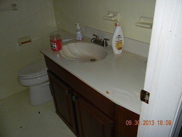 2nd image of 7620 Rolling Hill Rd