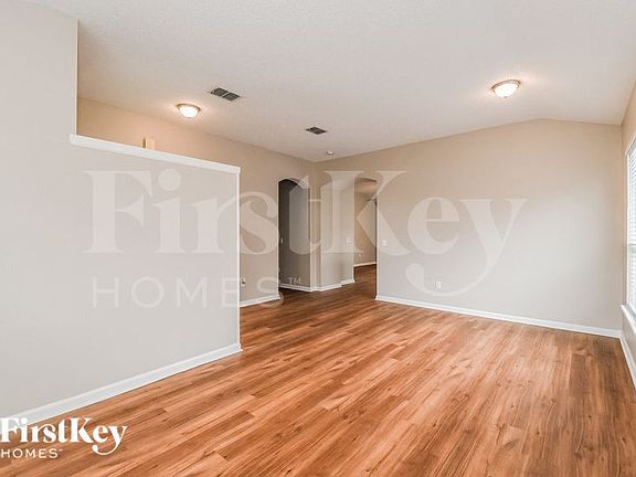 4th image of 8325 Swanton Ln