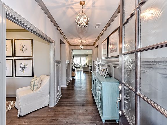 Foyer with Study option