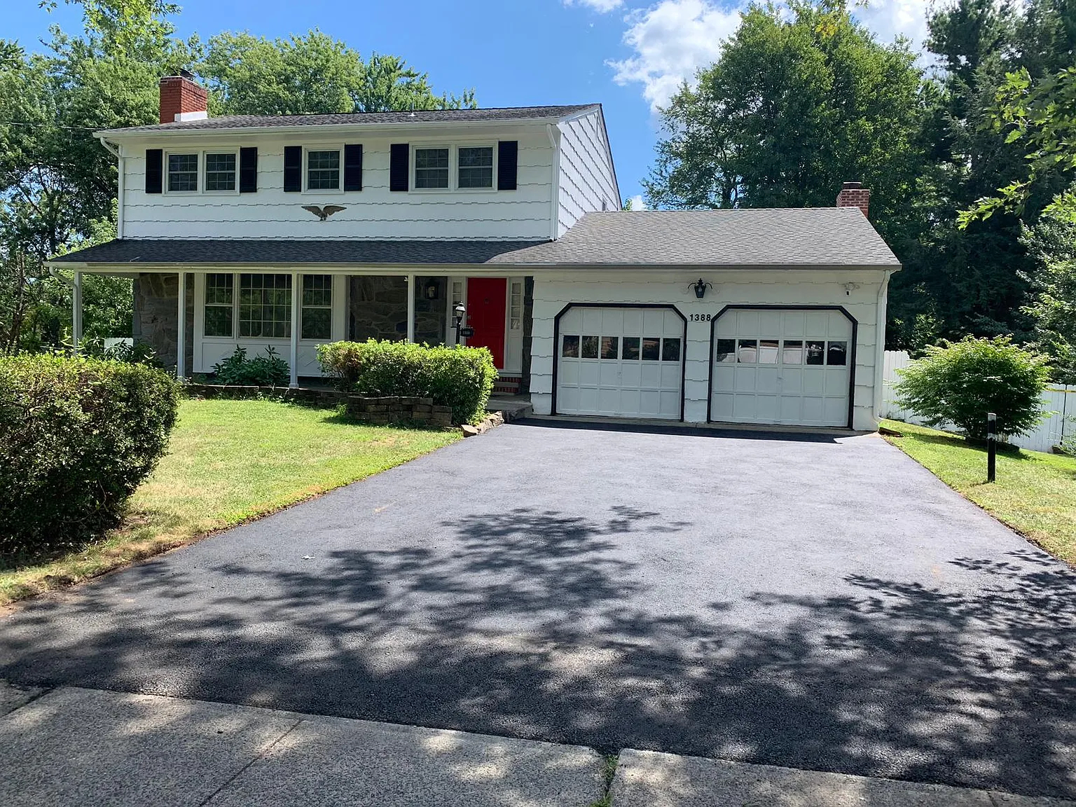 1388 Joseph St photo 1