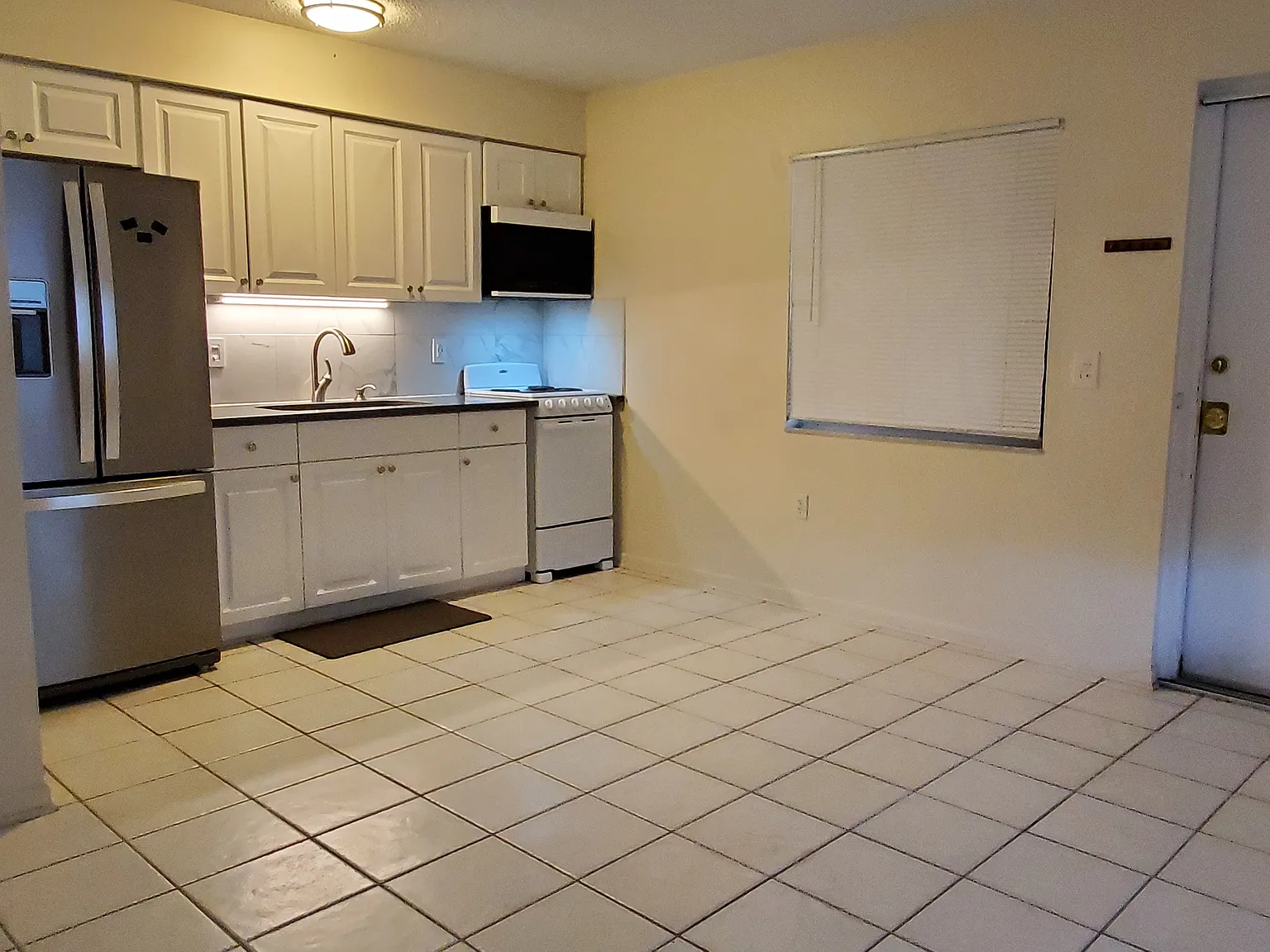 1 bed, 442 sqft, $1,095 — Photo 3
