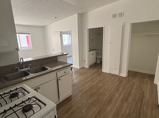 8712 Langdon Ave #307, North Hills, CA 91343