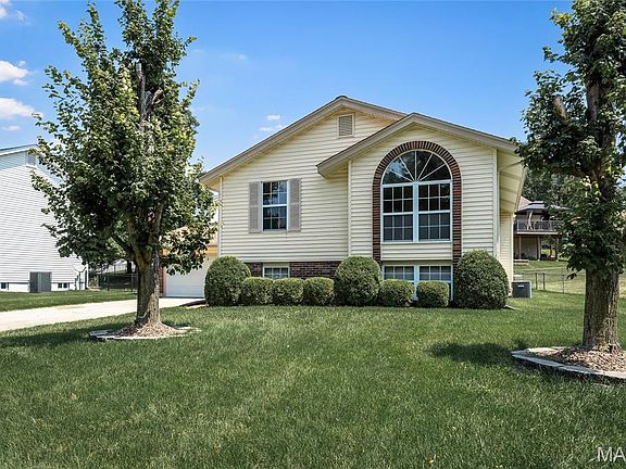 3rd image of 2912 Hameln Dr