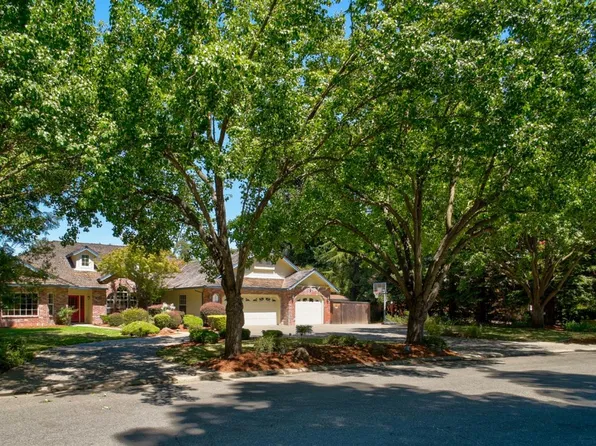 8250 Country Lake Dr, Orangevale, CA 95662