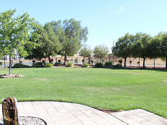 Front yard: 3324 E Spiess Rd.