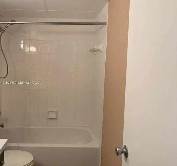 500 NE 2nd St #317 — Photo 12