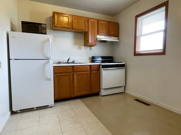 401 E Snider St #3, Carbondale, IL 62901