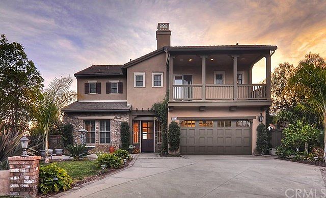 Great cul-de-sac location on pie shaped lot